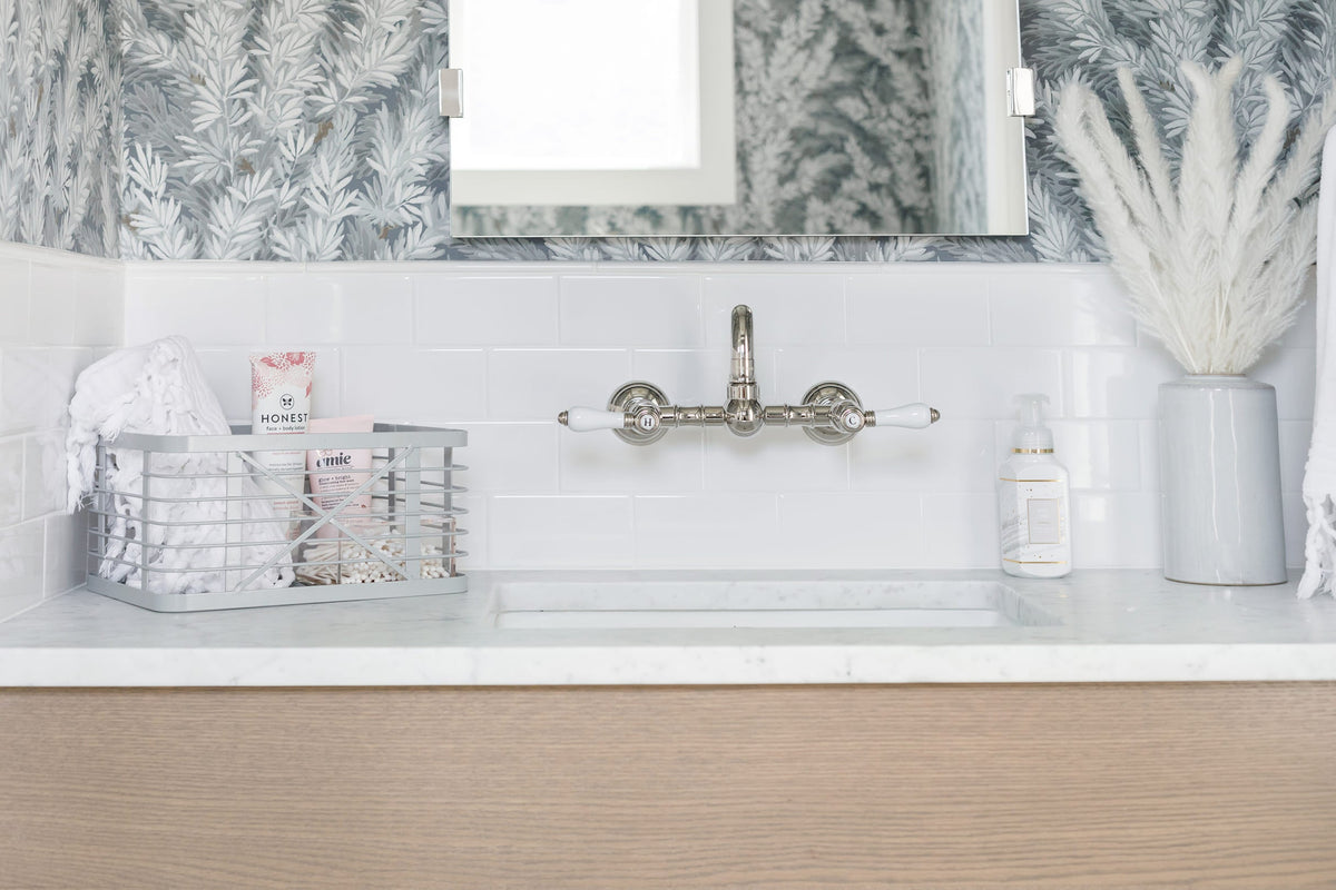 Take Control of Your Bathroom Countertop Space