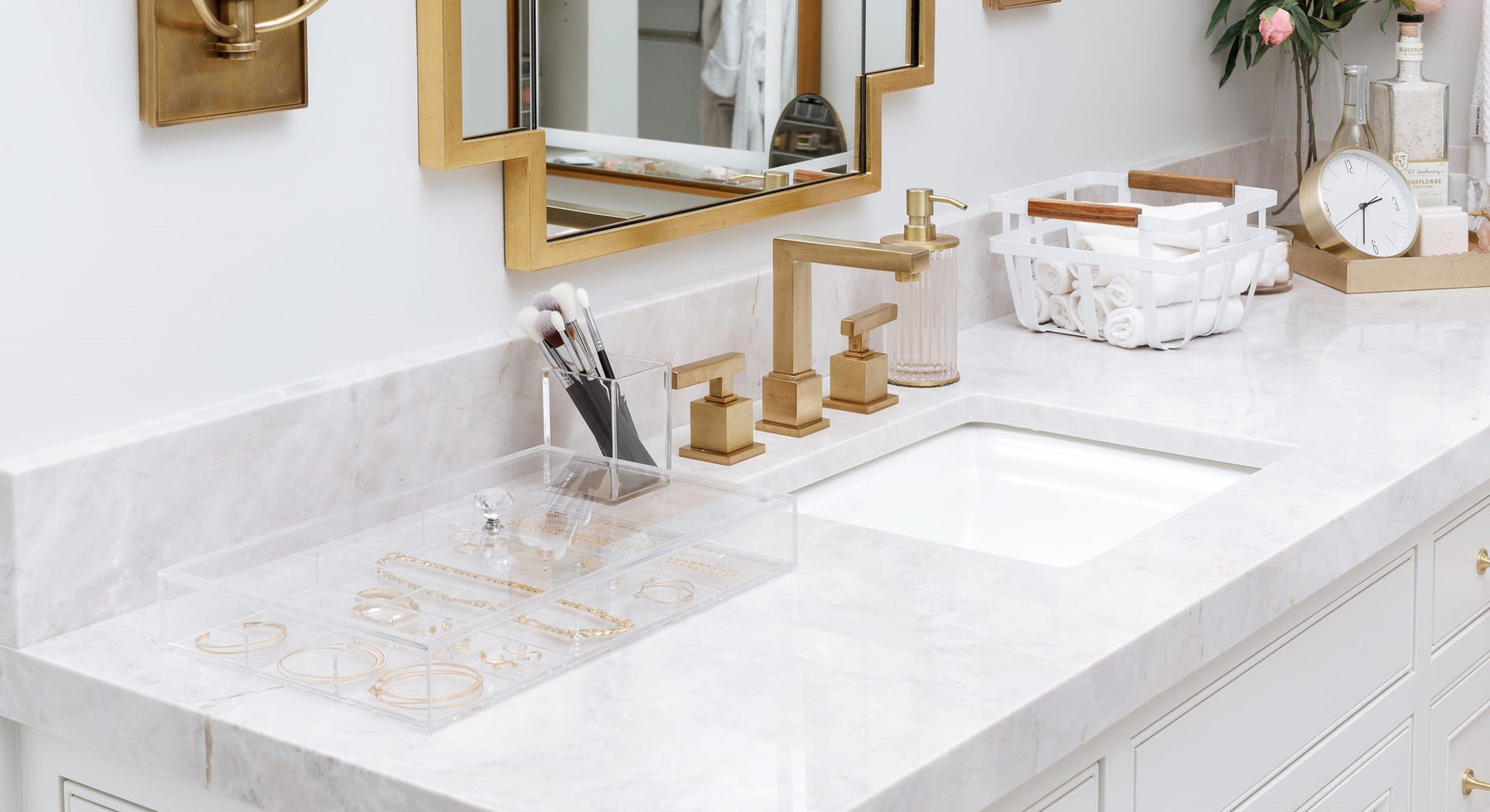 What Is the Best Way to Store and Organize Your Jewelry?