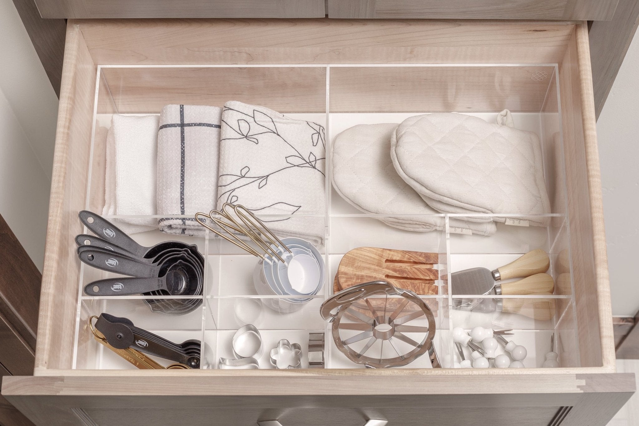 Collection Organizer - Benjamin