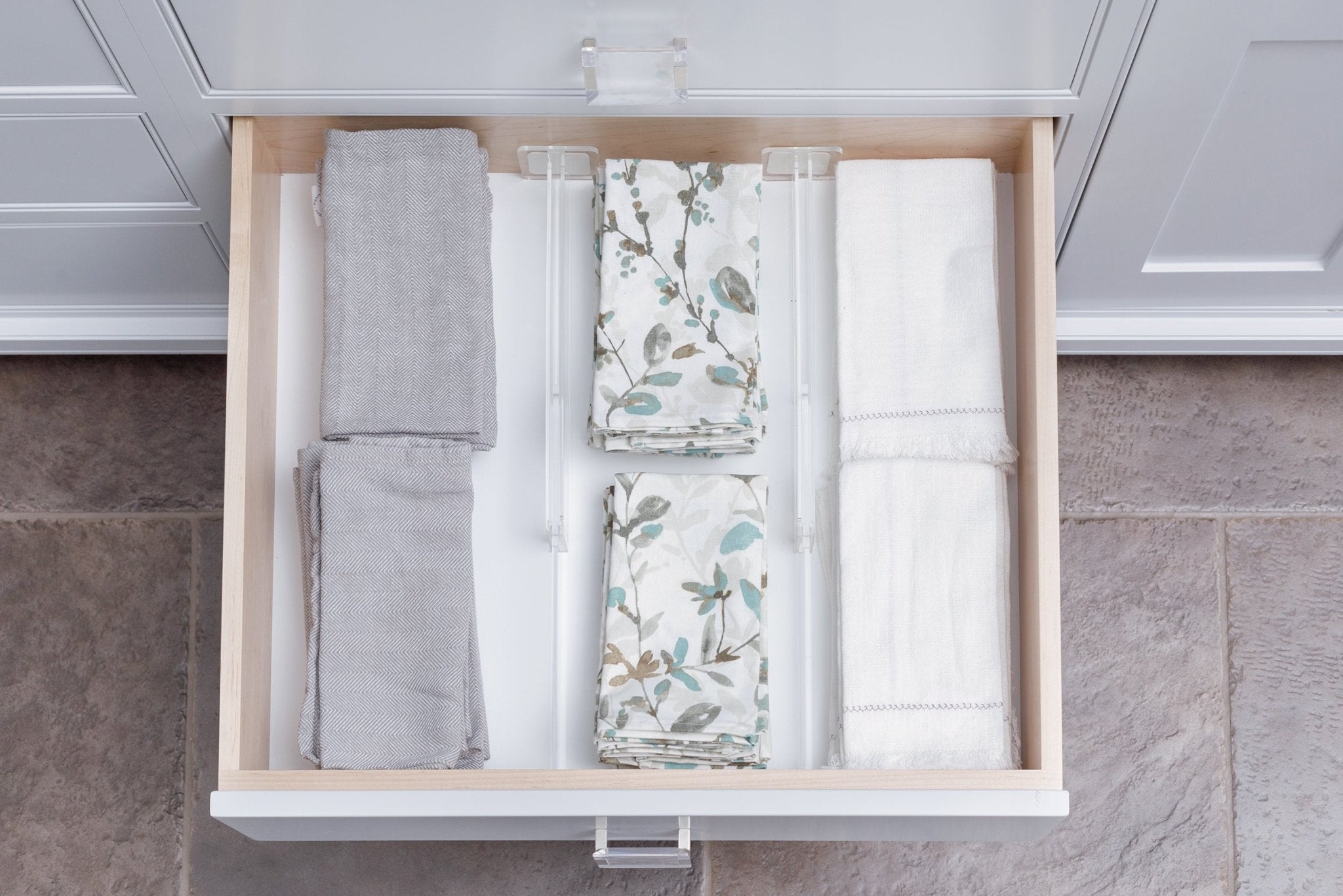Expandable Acrylic Drawer Divider Expandable Acrylic Drawer Divider