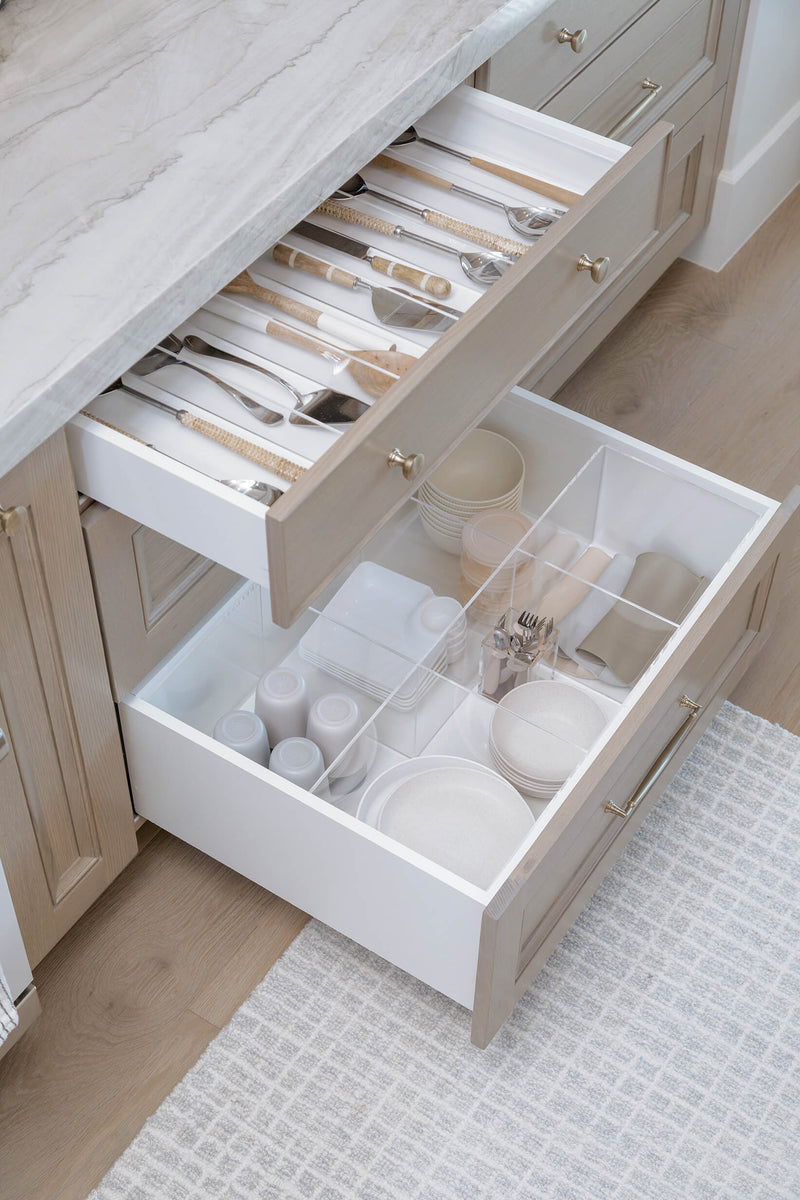 Drawer interior layout