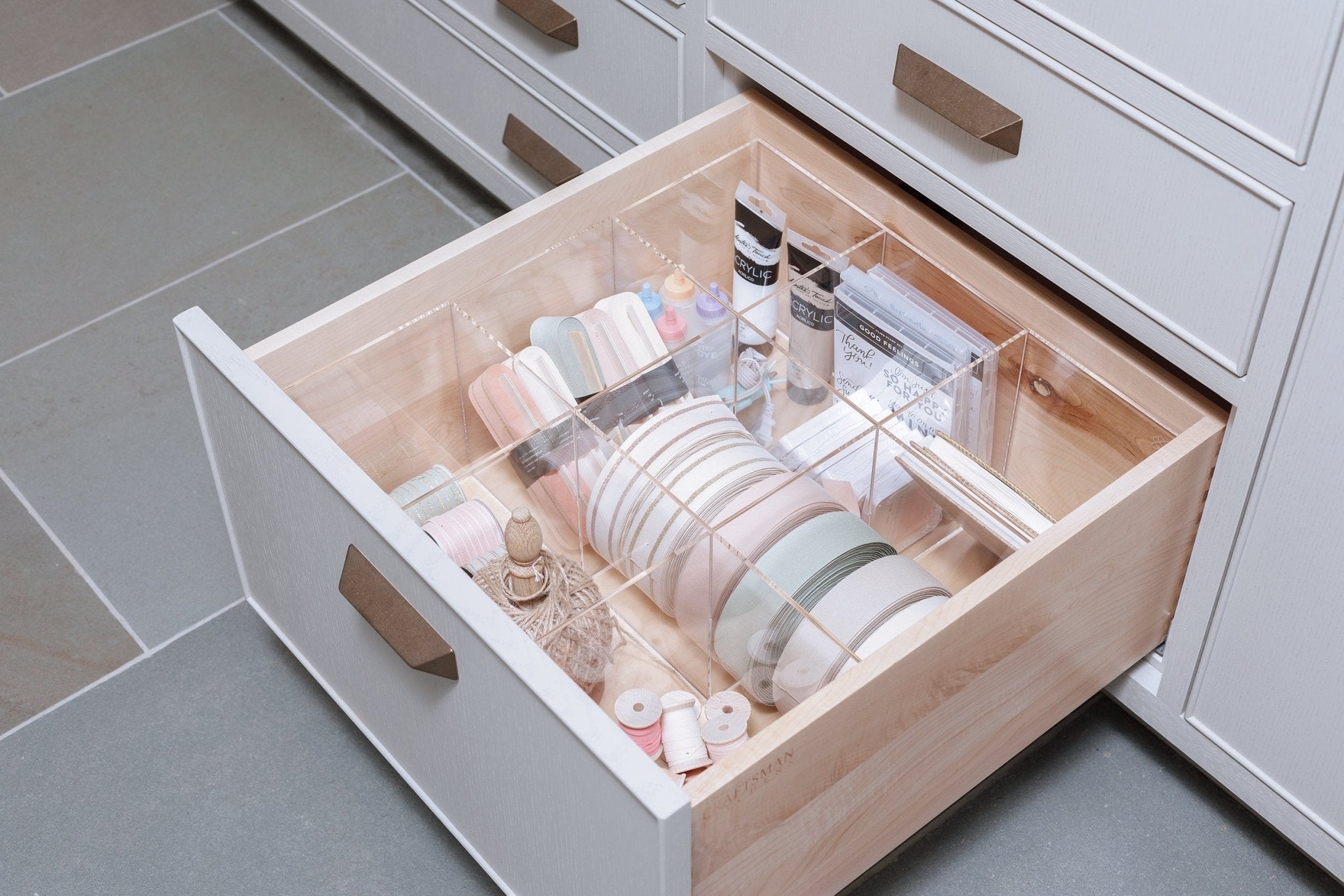 Signature Grid Organizer - Marissa