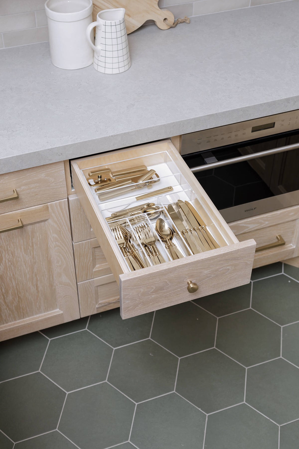 Silverware organizer