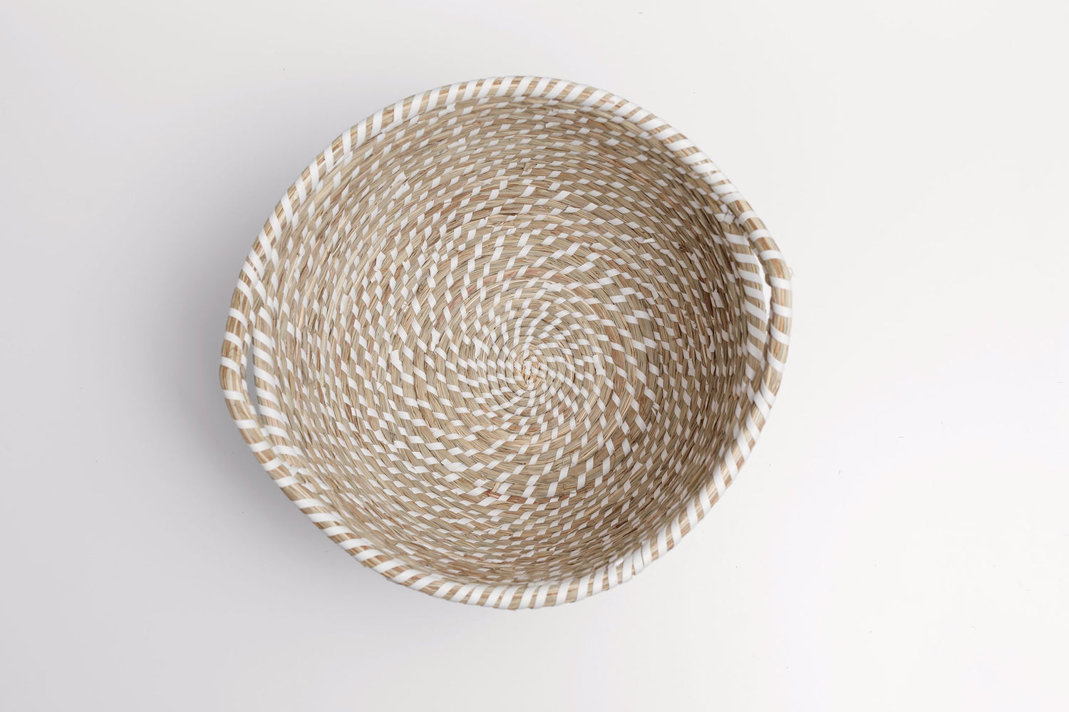 Aerial view of the intricate details belonging to the handwoven Bondi Beach basket. 